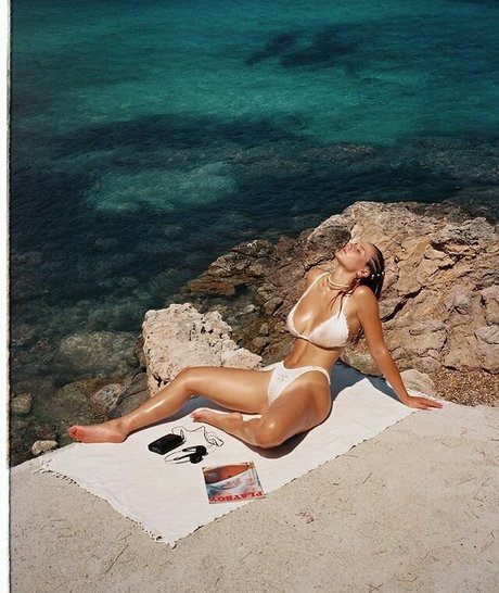 anna are_ Nacktbilder von OnlyFans geleakt