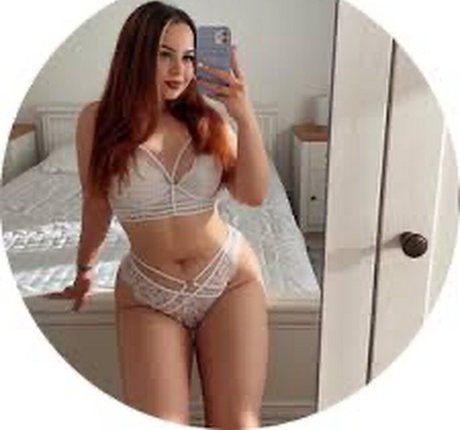 Emalia Lorena XXX OnlyFans