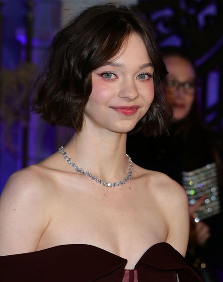 Emma Myers OnlyFans Model Bilder