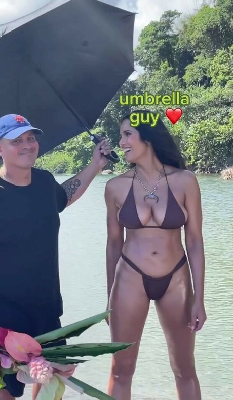 Padma Lakshmi Leaked OnlyFans Bilder