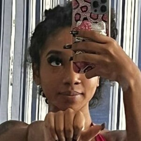 slipmami OnlyFans nackte Brüste