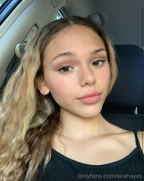 Larahayes Heiße OnlyFans Inhalte