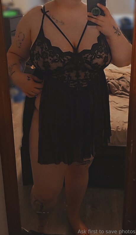 Kitten Lunae Lumen OnlyFans Model Bilder