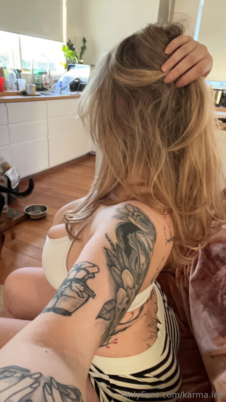 Karma Lee Nackt auf OnlyFans Leak