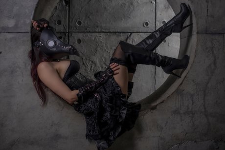 Kara Corvus OnlyFans explizite Inhalte