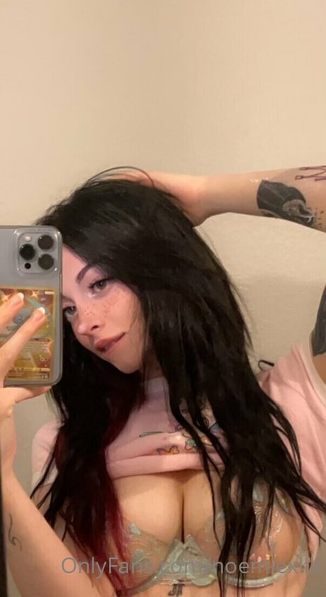 noemiexlili OnlyFans X