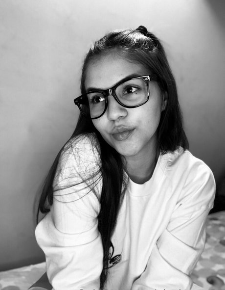 nicole ross 23 OnlyFans Leak