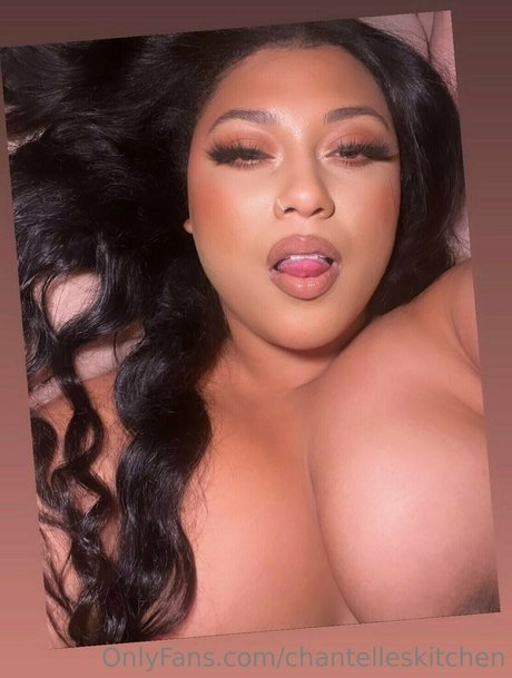 Chantelles Kitchen OnlyFans-Leaks