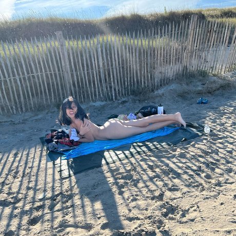 Beforeiko Nacktpornos auf OnlyFans