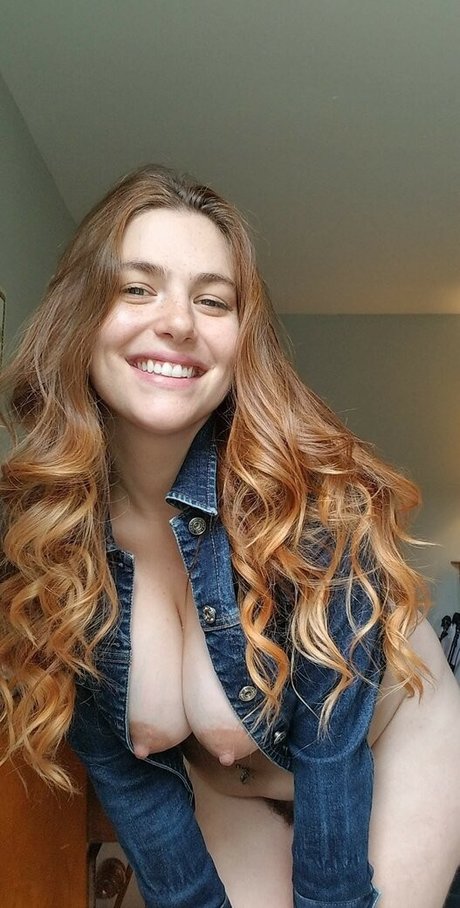 AwesomeKate Nacktbilder auf OnlyFans