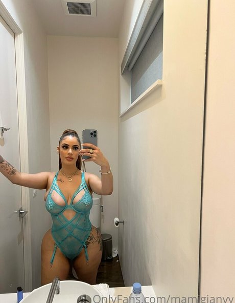 schlaffe milf onlyfans kostenlos sexy Selfie