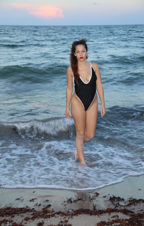 Annika Eve Nacktbilder von OnlyFans