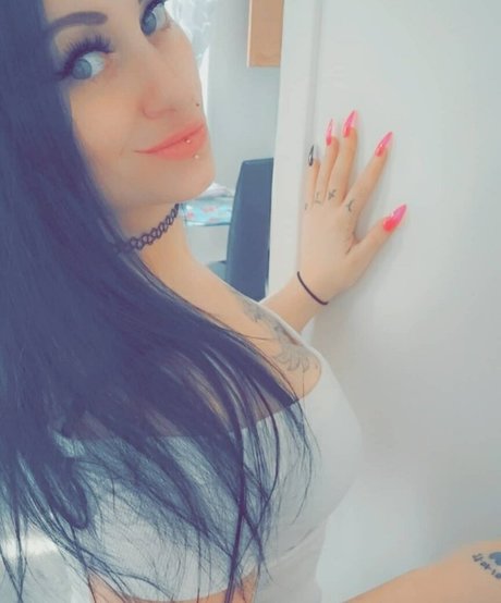 xomaryyeox XXX OnlyFans