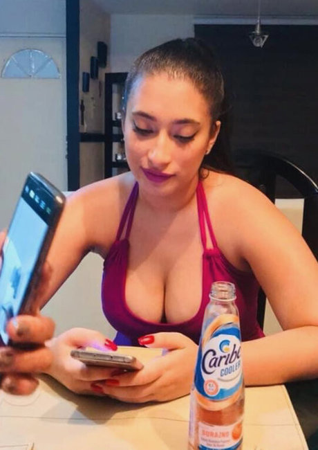 Cin Acosta Leak von OnlyFans Pornografie