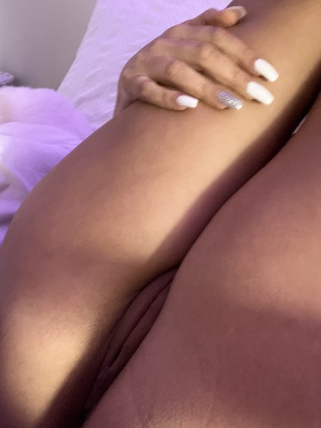 Lily Adrianne OnlyFans Sex geleakt