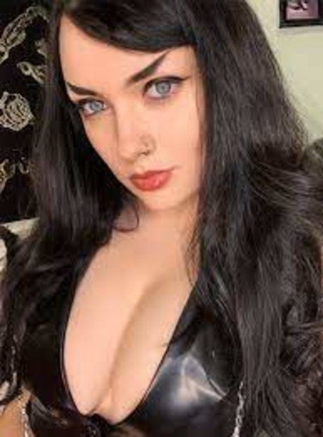 Countess Jezebeth OnlyFans geleakt