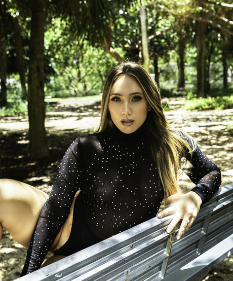 milf trans onlyfans Kunstakt Teaser