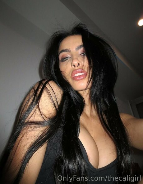 Undercover freak Nacktbilder von OnlyFans geleakt