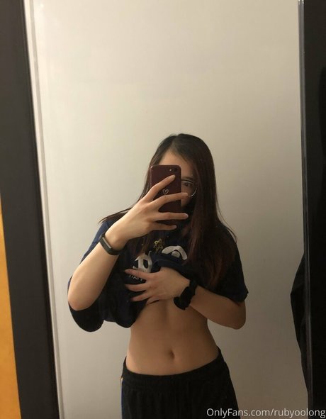 peachbloss Leaks von Nacktbildern auf OnlyFans