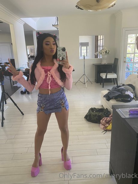 Avery black OnlyFans Sextape