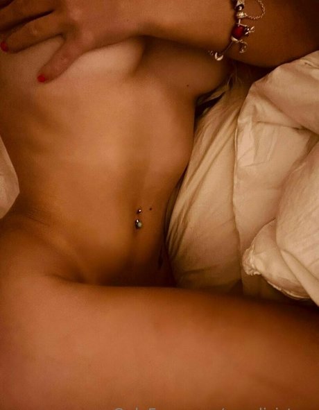 Greta and Alice OnlyFans-Bilder