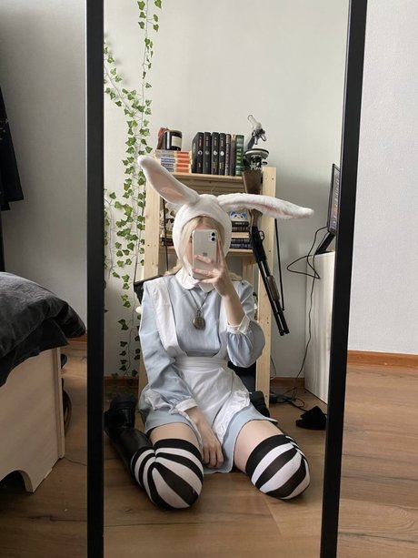 Allotropp Brüste OnlyFans