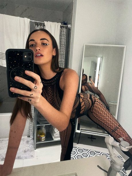 GODDESS LENA OnlyFans geleakte Brüste