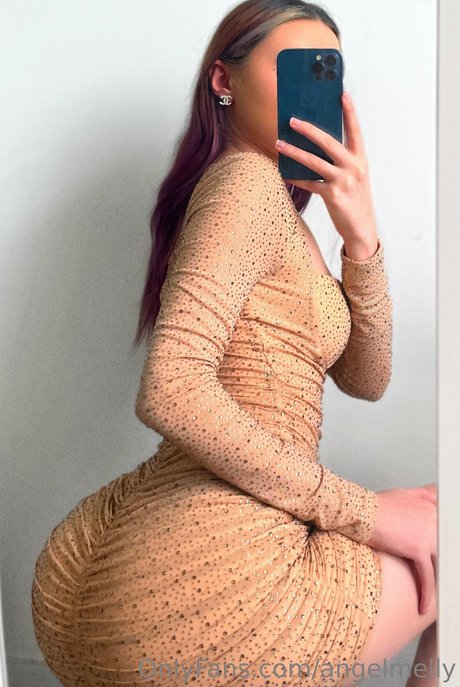 Angelmelly OnlyFans Leaked Gratis