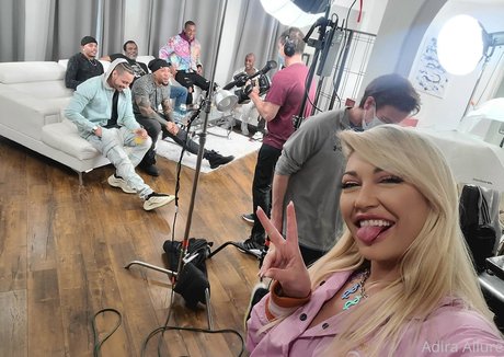 Adira Allure OnlyFans-Bilder