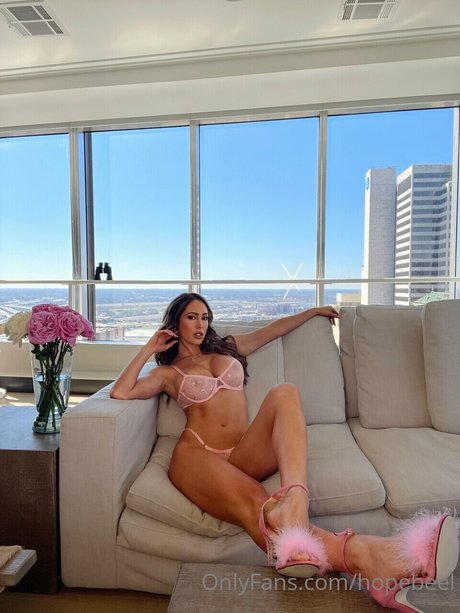 Hope Beel OnlyFans kostenlos geleakt