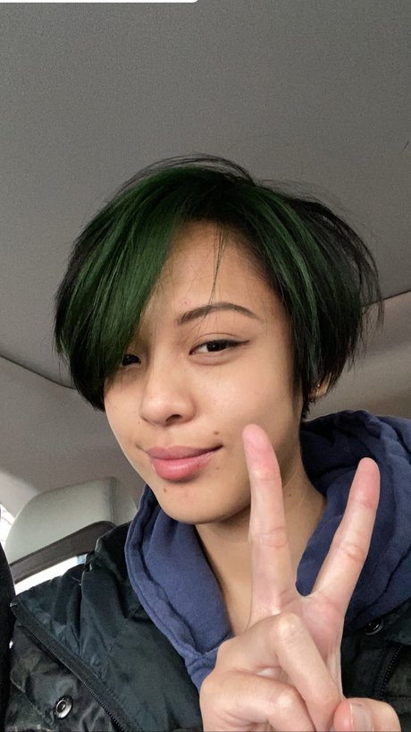 Chandradez Leaks von OnlyFans