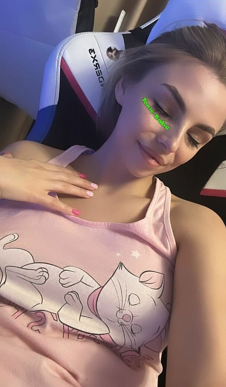 busya18plus OnlyFans Leak