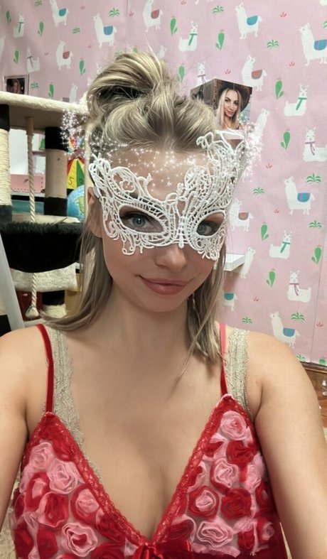 busya18plus OnlyFans Sex Leak