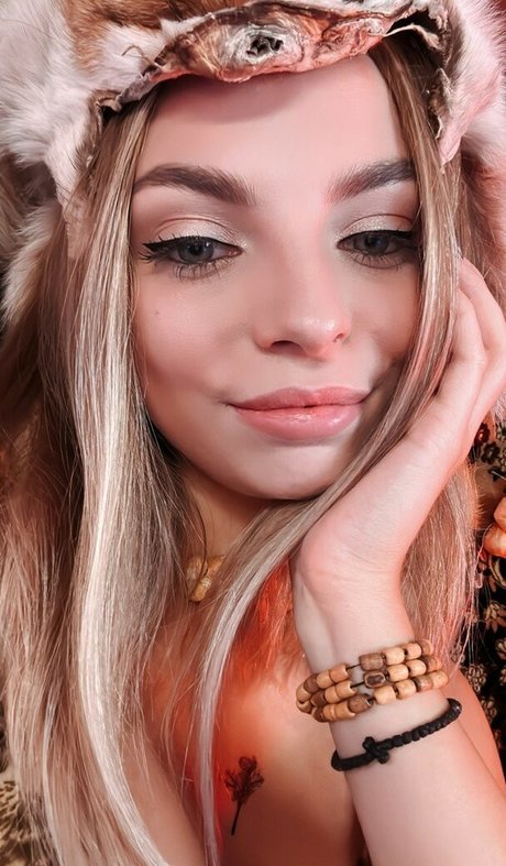 busya18plus OnlyFans-Pornos