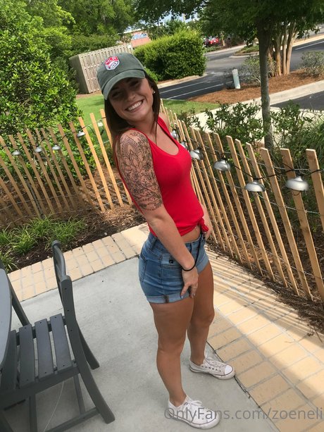 zoeneli Nacktbilder geleakt OnlyFans