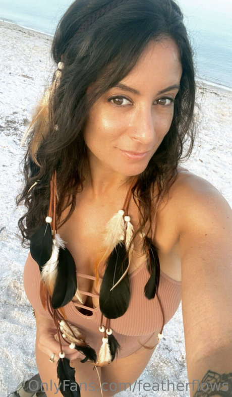 featherflows Neue geleakte OnlyFans-Inhalte