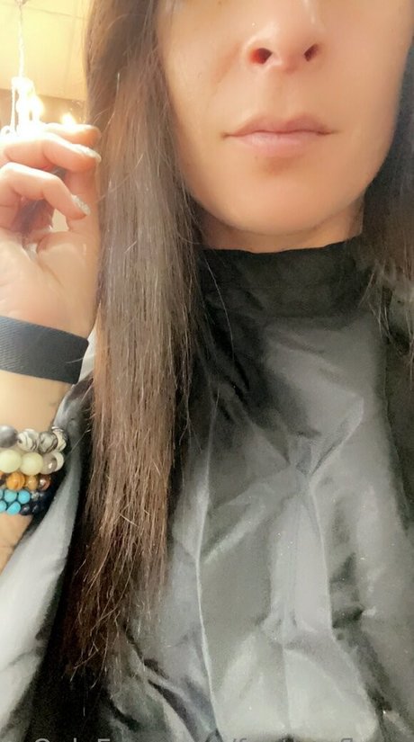 featherflows OnlyFans Leaj