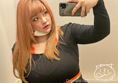 mitoma umi vip OnlyFans-Leak