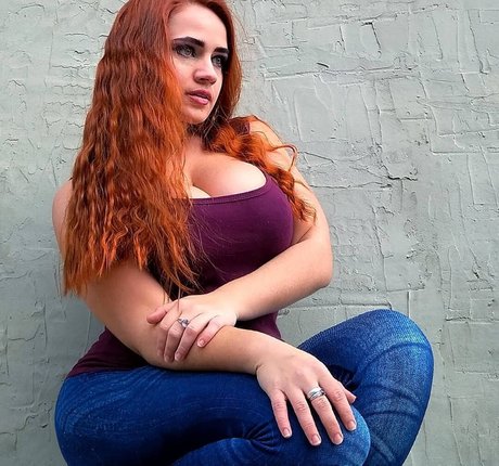 fette schwarze onlyfans Kunst nackt Aufnahme