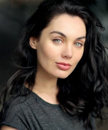 Poppy Corby Tuech OnlyFans Inhaltstyp