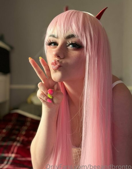 beeandbronto OnlyFans-Leaks