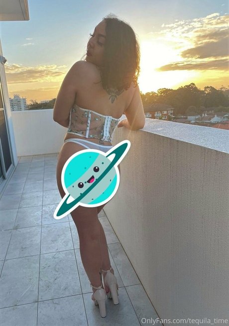 tequila time OnlyFans Bilder