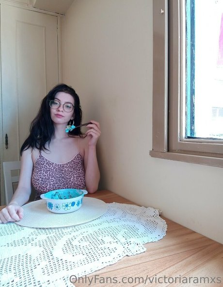 emilyforyouuu OnlyFans geleakter Pornografie