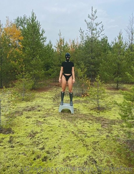 always lilyrosefree OnlyFans-Creator