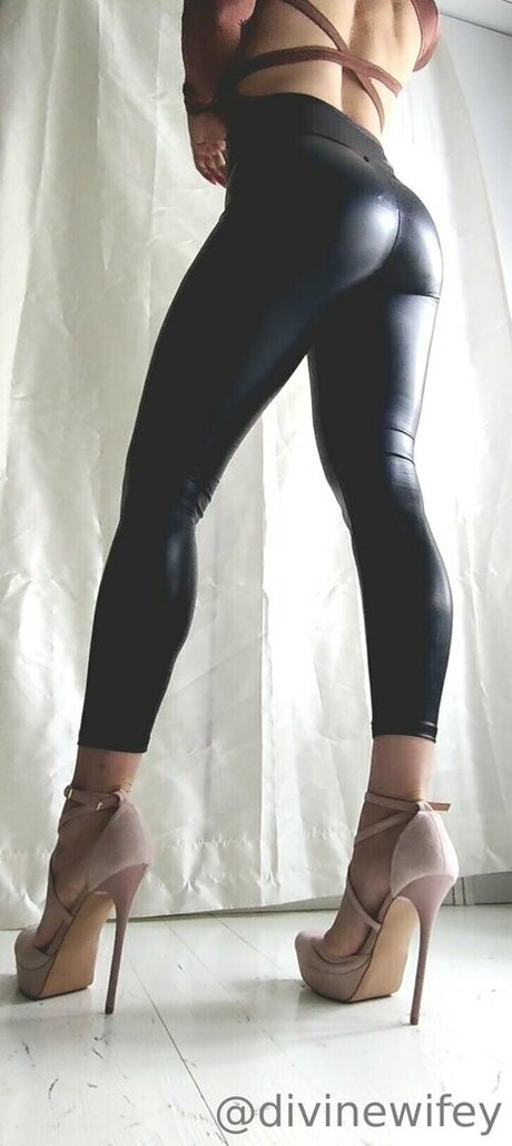 divinewifeyfree OnlyFans Gratis