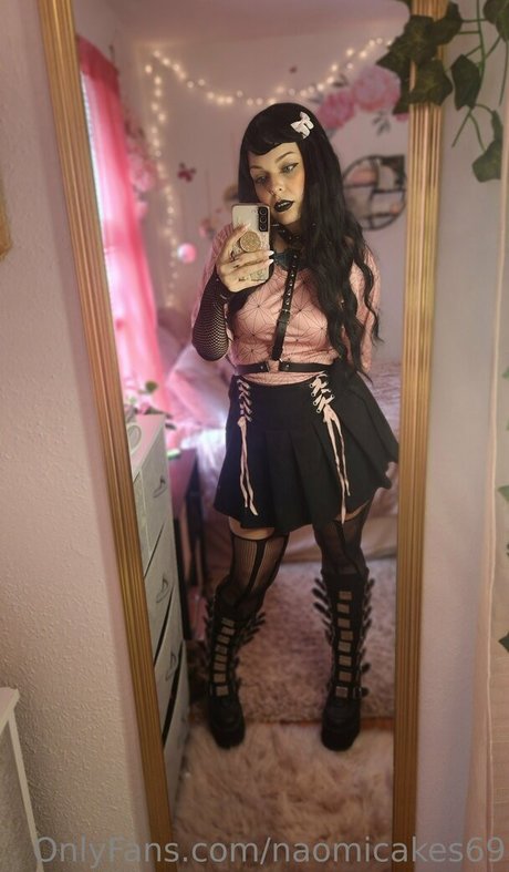 naomipeaches OnlyFans-Pornos