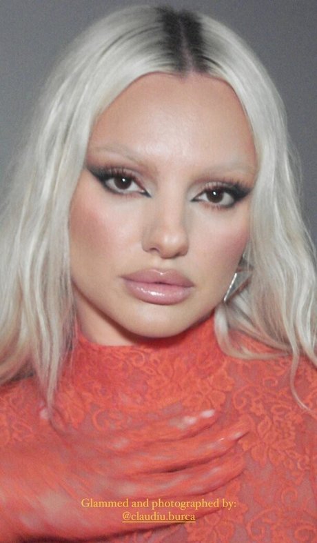 Alexandra Stan Nacktbilder von OnlyFans geleakt