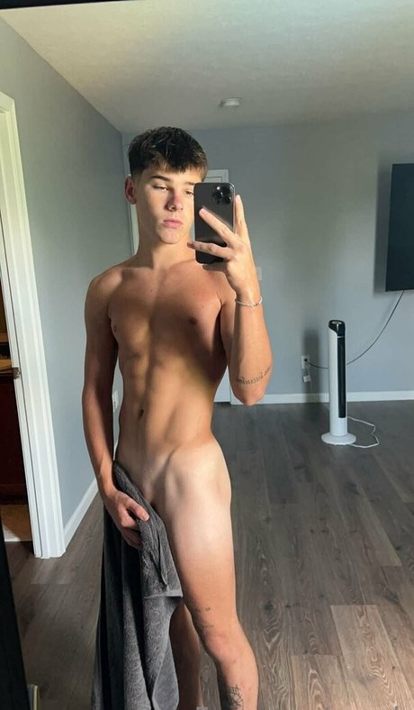 opash Nacktbilder von OnlyFans geleakt