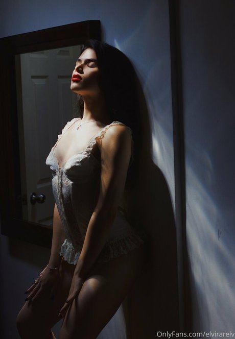 elvirarelv OnlyFans Leaked Gratis