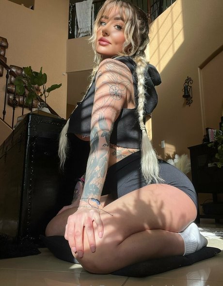 ashleywolfxo OnlyFans-Leaks